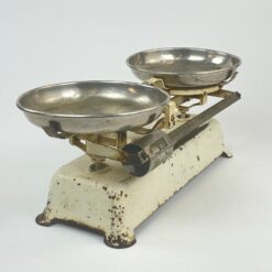 Vintažinės emaliuoto metalo svarstyklės “Adler” 18x42x16 cm