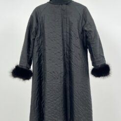 Zomšinis paltas su triušio kailio apykakle ir rankogaliais 55x118x9 cm