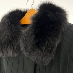 Zomšinis paltas su triušio kailio apykakle ir rankogaliais 55x118x9 cm