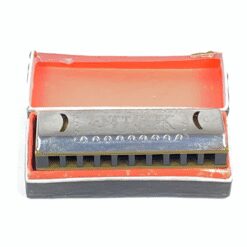 Hohner lūpinė armonikėlė “Puck” su originalia dėžute 2,5×6,5×1,5 cm