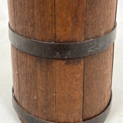 Ąžuolinė skėtinė su metalinėmis detalėmis 28x28x66,5 cm