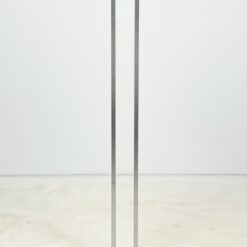 Pastatomas, modernus, metalinis šviestuvas 16x16x121 cm