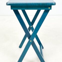 Sulankstomas medinis, mėlynai dažytas staliukas 37x49x65 cm