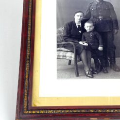 Senovinė šeimos nuotrauka mediniame rėme su stiklu 1,5x29x39,5 cm