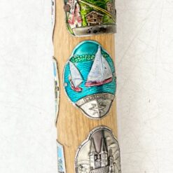 Medinė vaikščiojimo po kalnus lazda su vietovių ženkliukais 3,5×3,5×114 cm