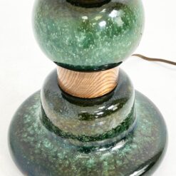 Mid Century “Kaiser Leuchten” šviestuvas iš keramikos ir medžio 50x50x107 cm