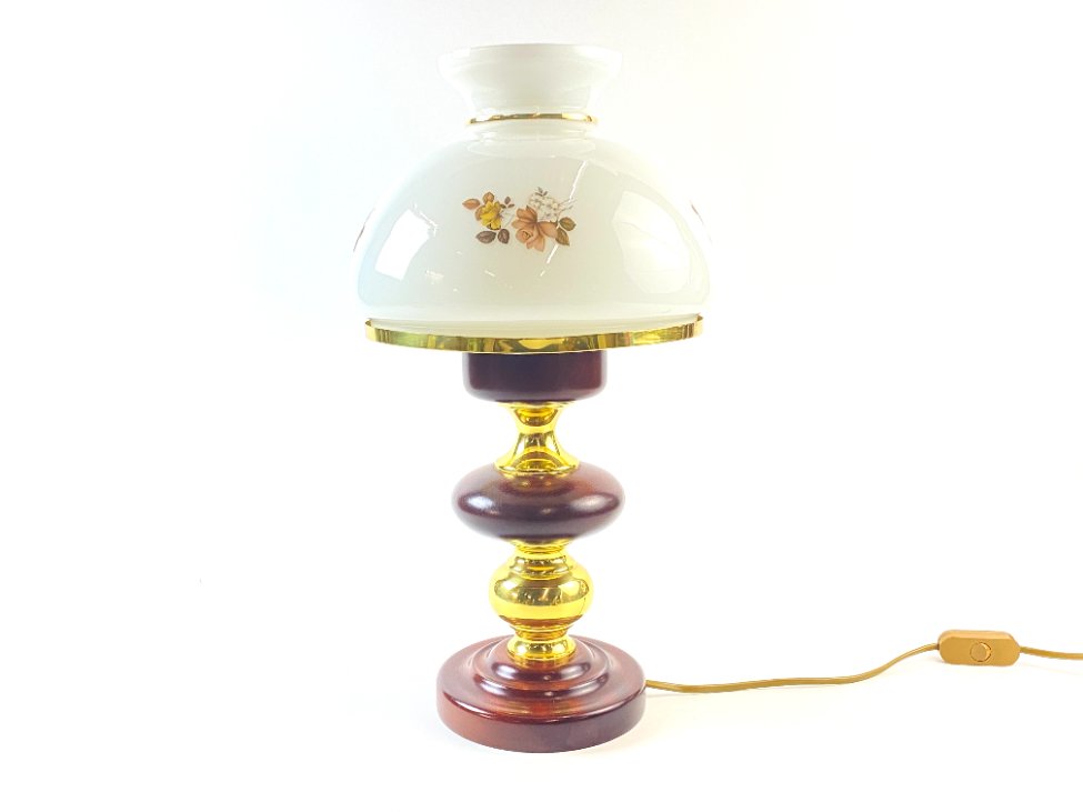 HN1732-staliniai-sviestuvai-2 Stalinis “Temde” šviestuvas iš medžio ir žalvario su stikliniu gaubtu 27x27x47 cm