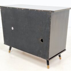 Vintažinė dviejų stumdomų durų komodėlė 43,5×95,5×72 cm