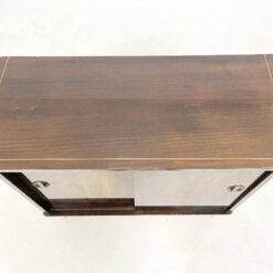 Vintažinė dviejų stumdomų durų komodėlė 43,5×95,5×72 cm