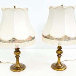 Žalvariniai staliniai šviestuvai tekstilės gaubtais 2 vnt. kompl. 43x43x70 cm