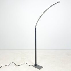 Pastatomas modernus LED šviestuvas 80x13x124 cm