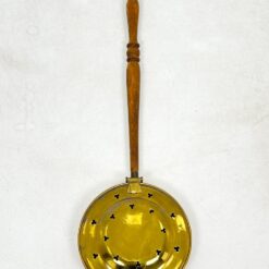 Žalvarinis lovos šildytuvas su medine rankena 93x27x7 cm