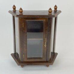 Pakabinama arba pastatoma ąžuolinė spintelė 15x36x41 cm