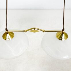 Metalinis Fischer Leuchten dviejų šakų sietynas su stiklo gaubtais 30x70x129 cm