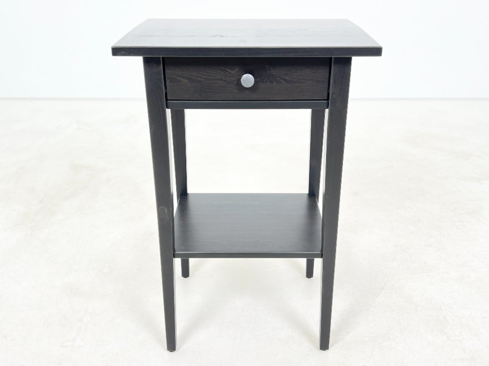 HN1777-spinteles-2 Ikea HEMNES pušies medžio spintelė su stalčiuku 35x46x70 cm