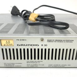 “Grundig R 30” stiprintuvas su radijo tiuneriu 26,5x32x7 cm