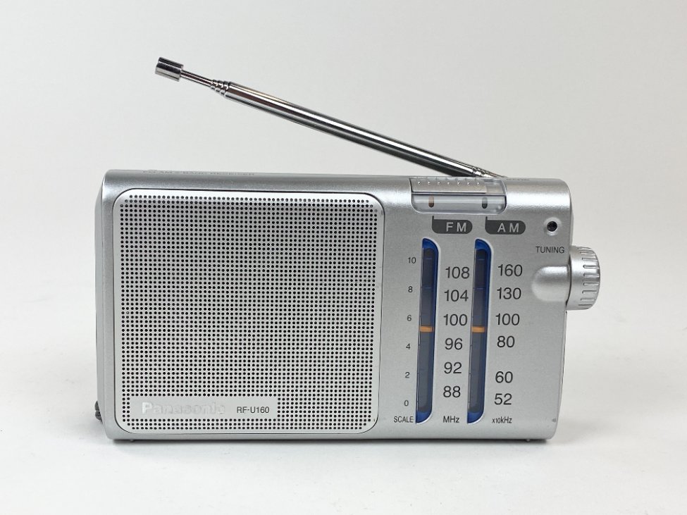 HN1795-senoviniai-radijo-aparatai-2 “Panasonic RF-U160” tranzistorius 3,5x16x9 cm