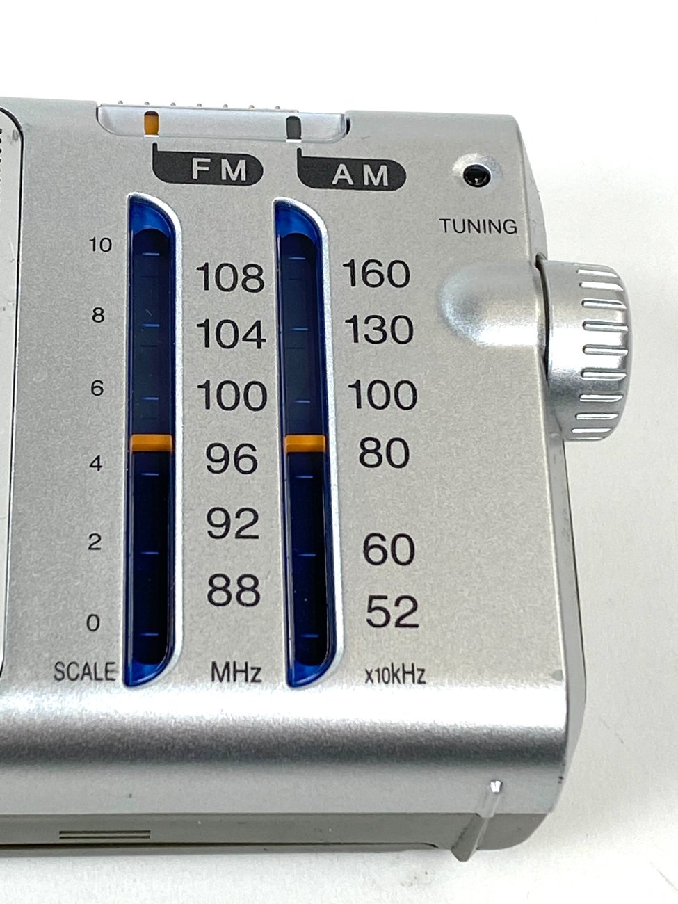 HN1795-senoviniai-radijo-aparatai-7 “Panasonic RF-U160” tranzistorius 3,5x16x9 cm
