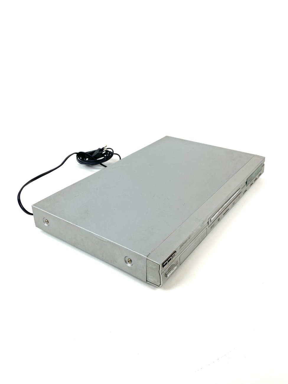 HN1798-projektoriai-vaizdo-kameros-3 “JDBDVD51-S2 DVD” grotuvas 25,5x43x5 cm