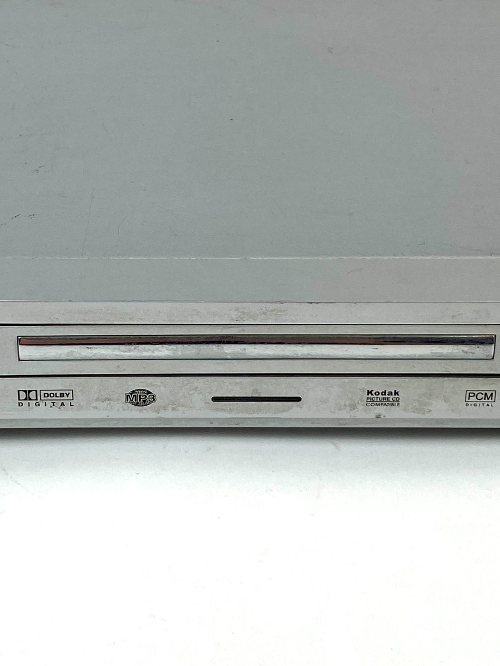 HN1798-projektoriai-vaizdo-kameros-5 “JDBDVD51-S2 DVD” grotuvas 25,5x43x5 cm