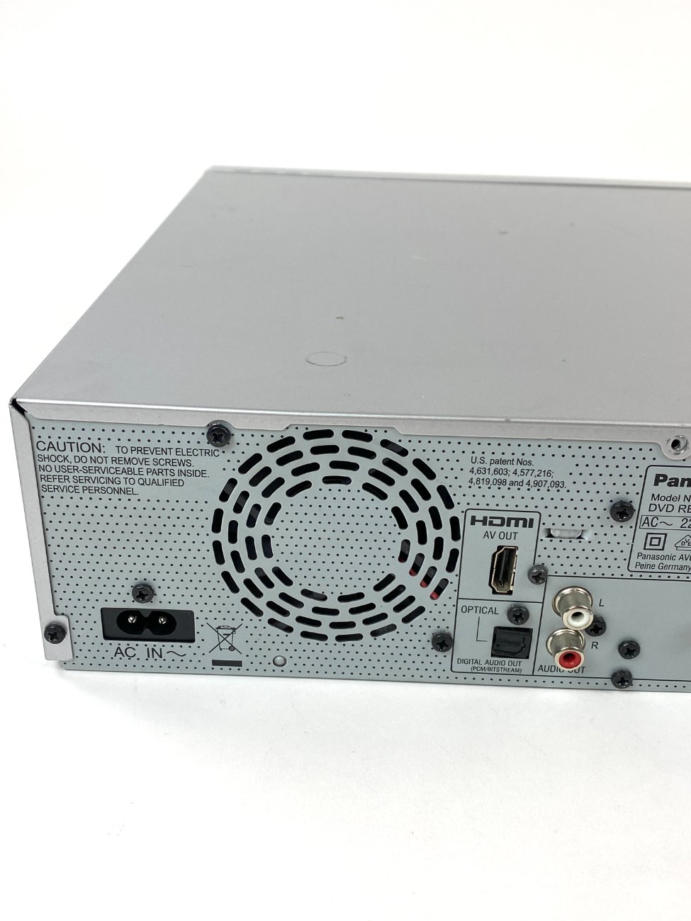 HN1799-senoviniai-magnetofonai-9 “Panasonic DMR-EX95V” kombinuotas VHS magnetofonas 33,5x43x8,5 cm