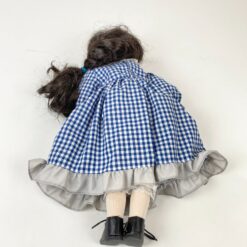 Porcelianinė lėlė su drabužiais 12x19x39 cm