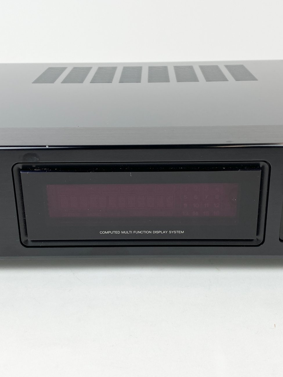 HN1805-kita-technika-6 “Denon DTU-1000” skaitmeninis tiuneris 29,5×43,5×8 cm