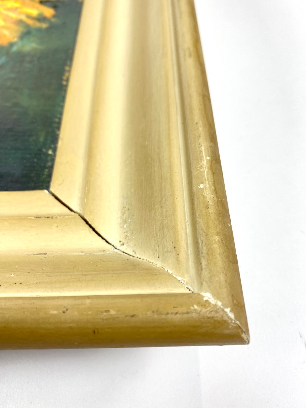 HN1807-natiurmortai-10 Gėlių natiurmortas mediniame pilkos spalvos rėme 4x57x66 cm