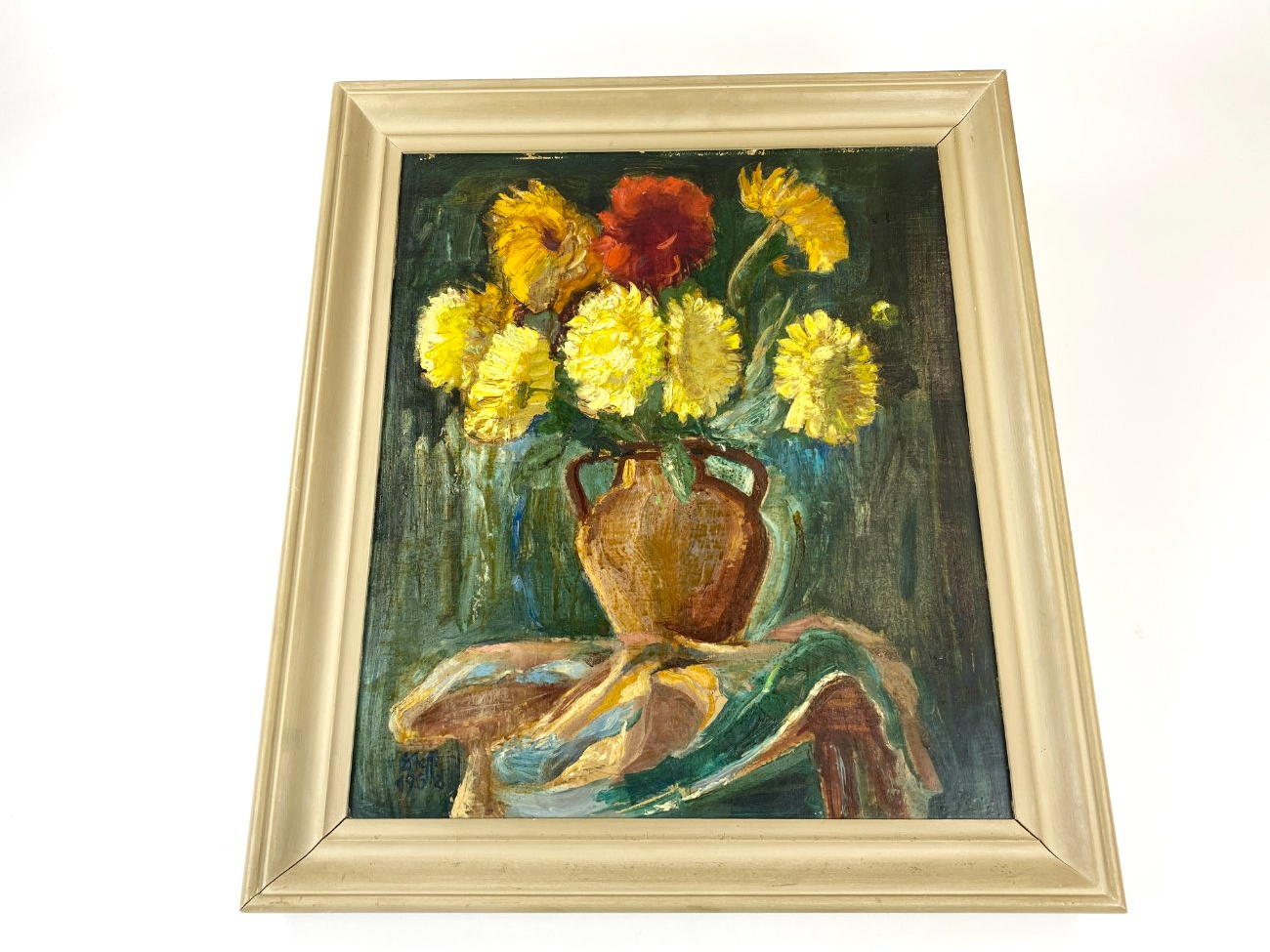 HN1807-natiurmortai-2 Gėlių natiurmortas mediniame pilkos spalvos rėme 4x57x66 cm