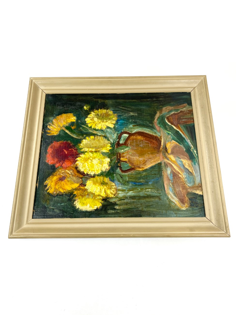 HN1807-natiurmortai-3 Gėlių natiurmortas mediniame pilkos spalvos rėme 4x57x66 cm