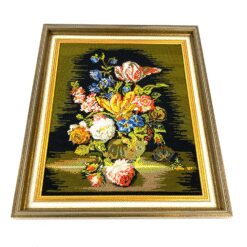 Siuvinėtas įrėmintas paveikslas – natiurmortas “Puokštė” 4×50,5×61 cm