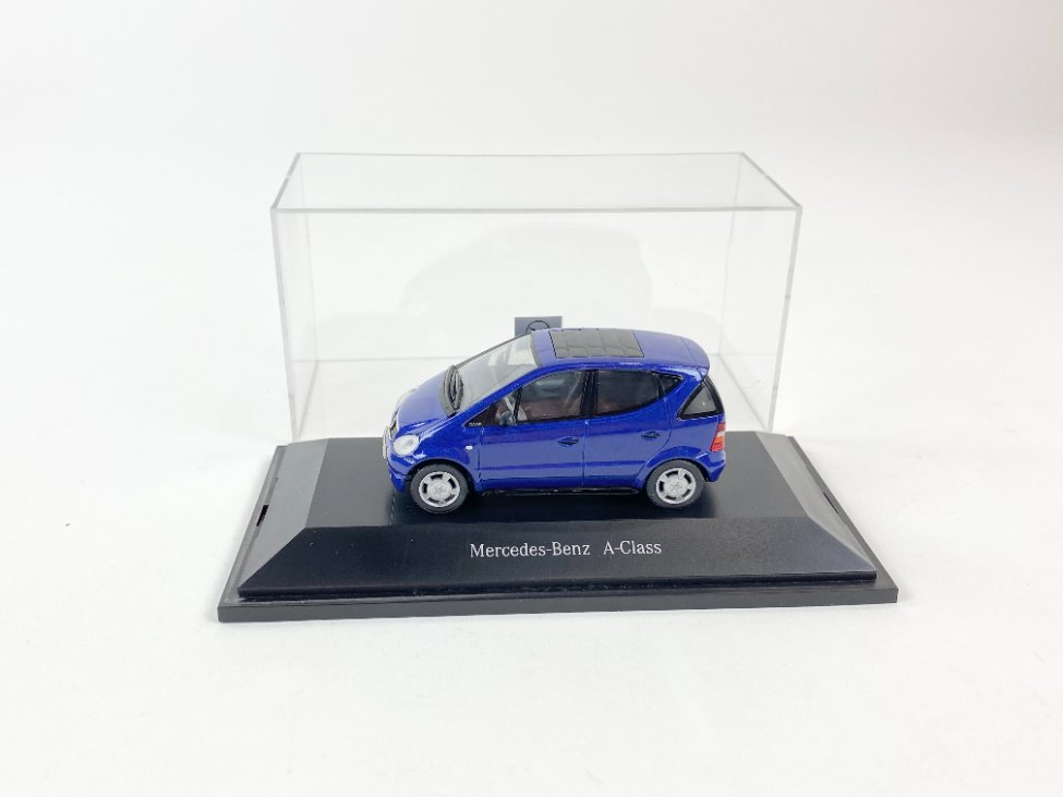 HN1825-modeliukai-2 Mercedes-Benz A-Class modeliukas 8×15,5×7 cm