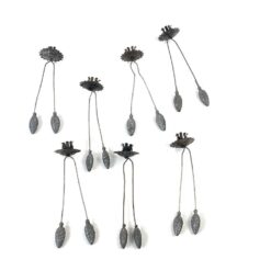 Pakabinamos žvakidės su konkorėžio formos svareliais 7 vnt. kompl. 4×5,5×15 cm