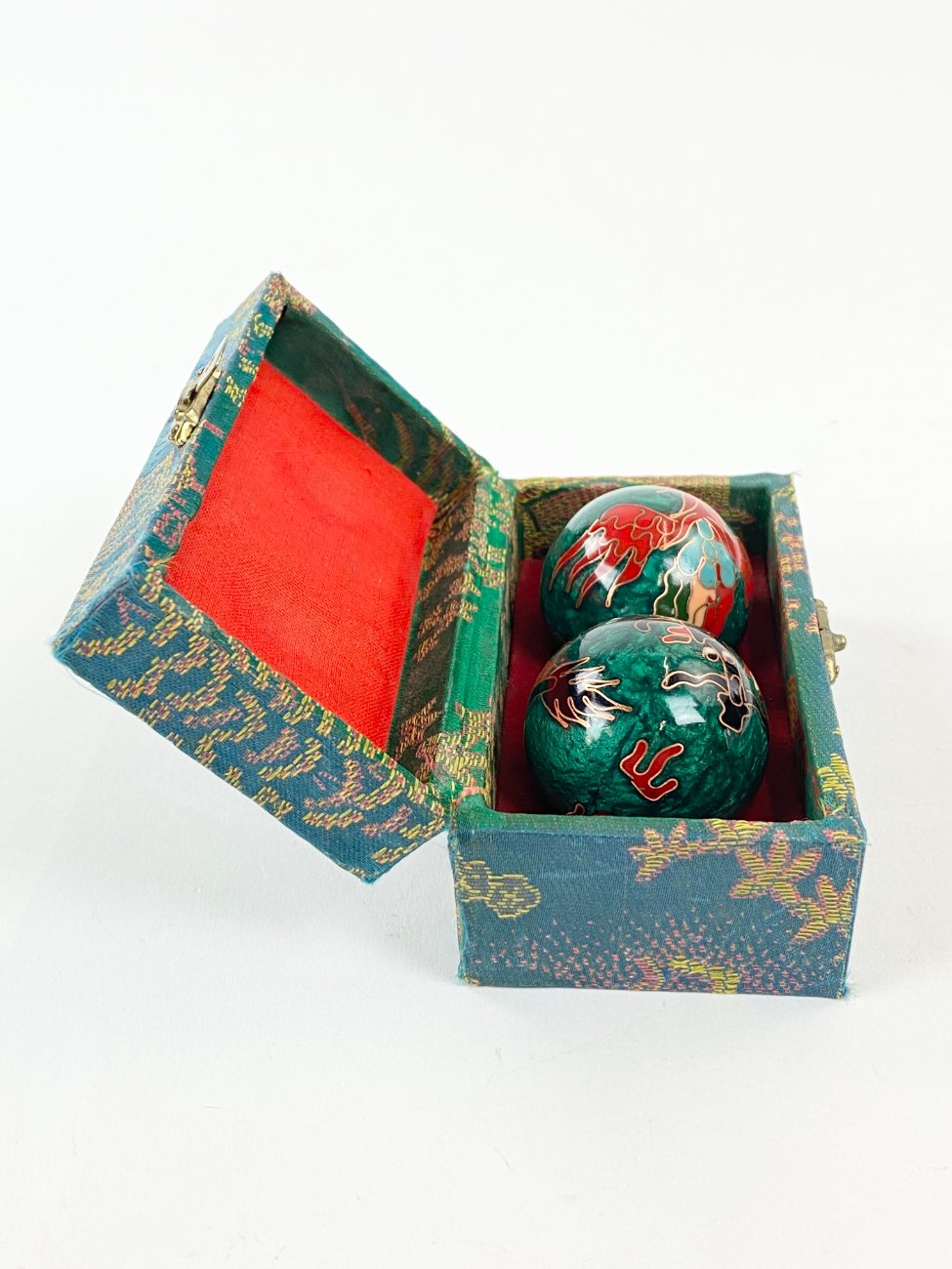 HN1834-kita-3 Kinietiški Baoding du streso kamuoliukai su dėžute 4,5×4,5×4,5 cm