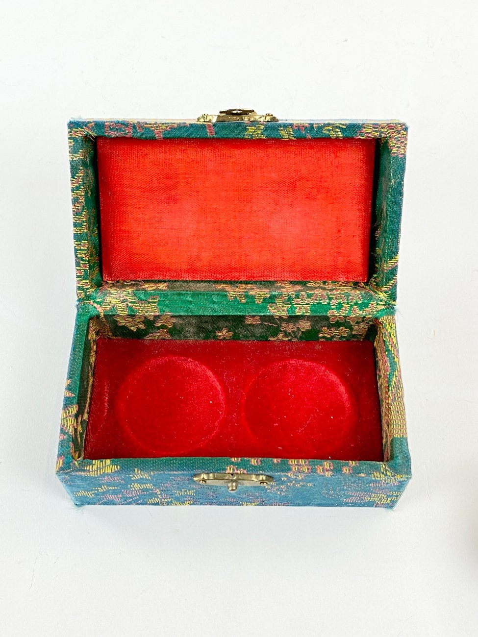 HN1834-kita-7 Kinietiški Baoding du streso kamuoliukai su dėžute 4,5×4,5×4,5 cm