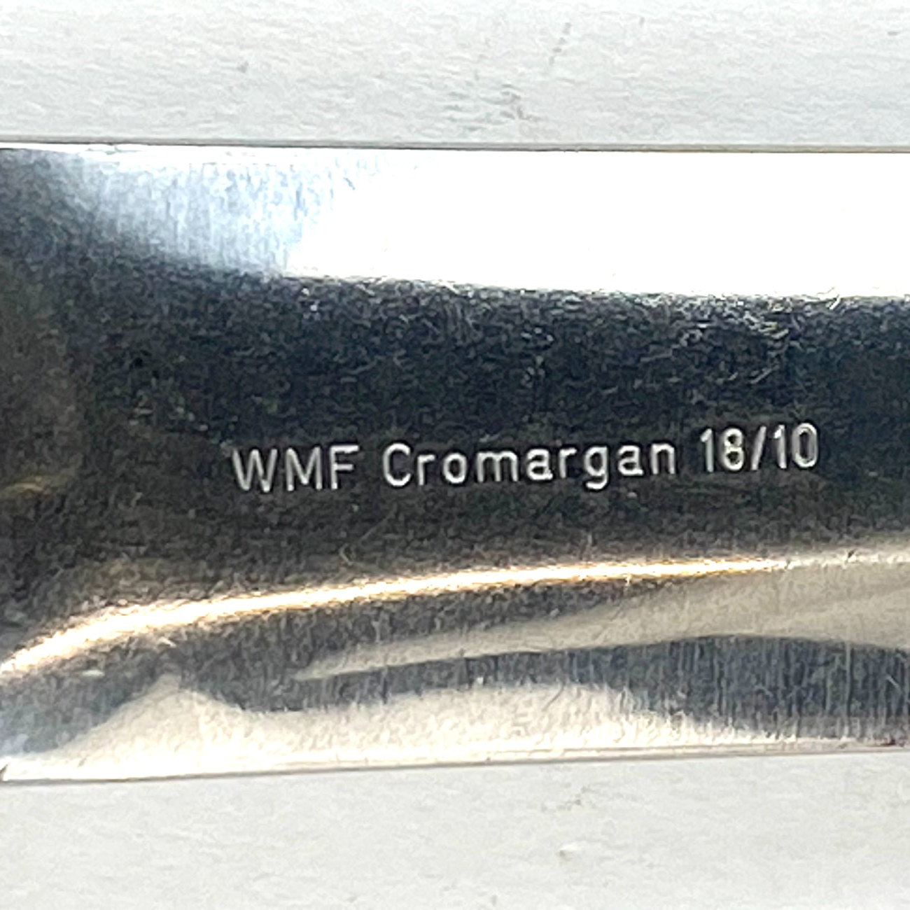 HN1835-kiti-indai-6 Metalinis WMF kūgio formos kiaurasamtis 35,5x17x15,5 cm