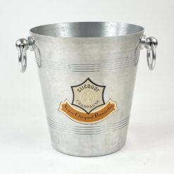 Vintažinė aliuminė Veuve Clicquot šampaninė su rankenėlėmis 18,5x24x20 cm