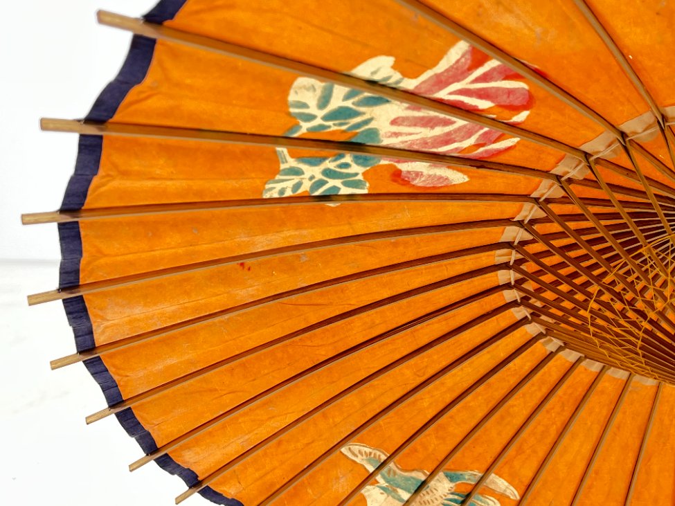HN1857-kita-9 Rytietiškas skėtis iš bambuko ir popieriaus 80x80x63 cm