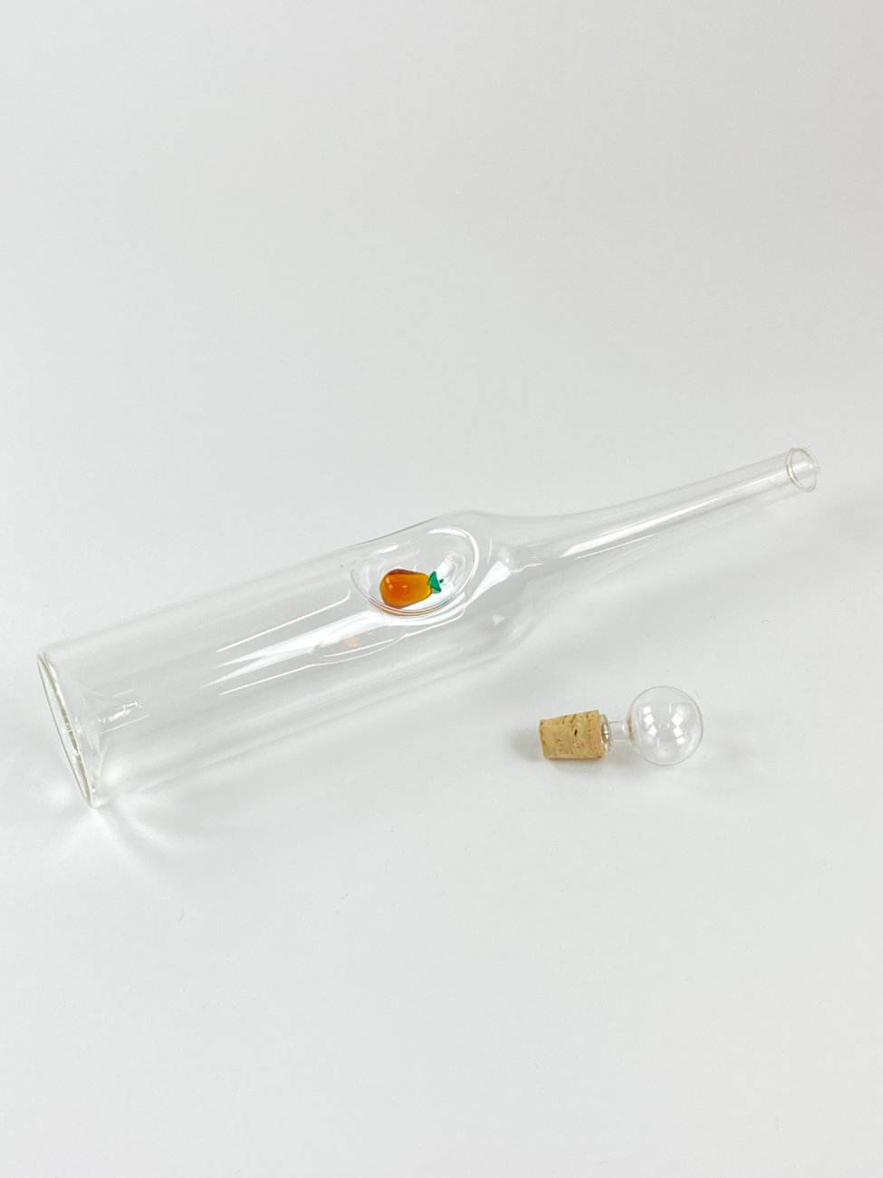 HN1862-grafinai-4 Stiklinių grafino ir 6 vnt. taurelių (50 ml) su vaisių figūromis komplektas