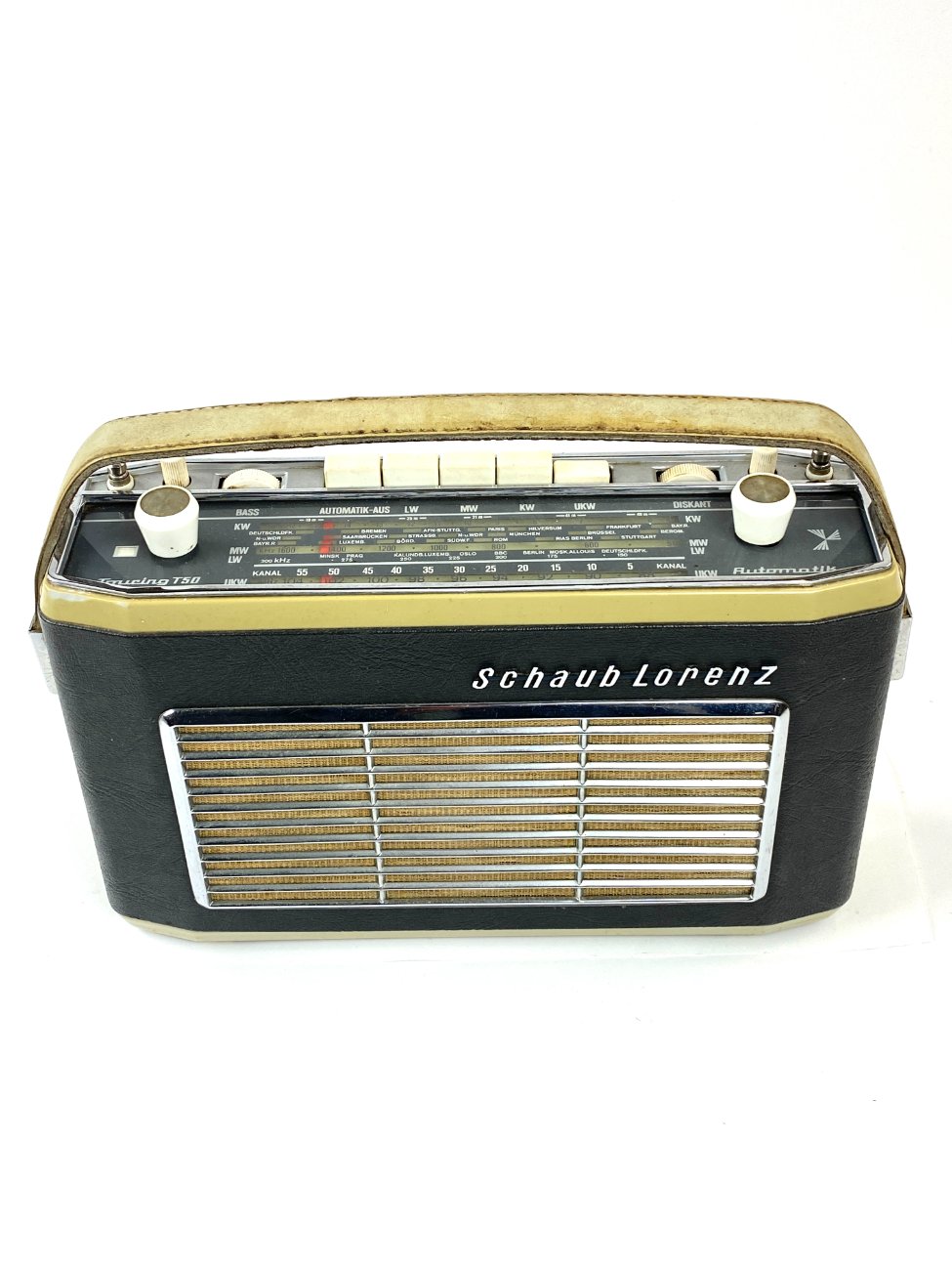 HN1865-senoviniai-radijo-aparatai-5 Vintažinis Schaub-Lorenz Touring T50 radijo imtuvas 10x31x24 cm