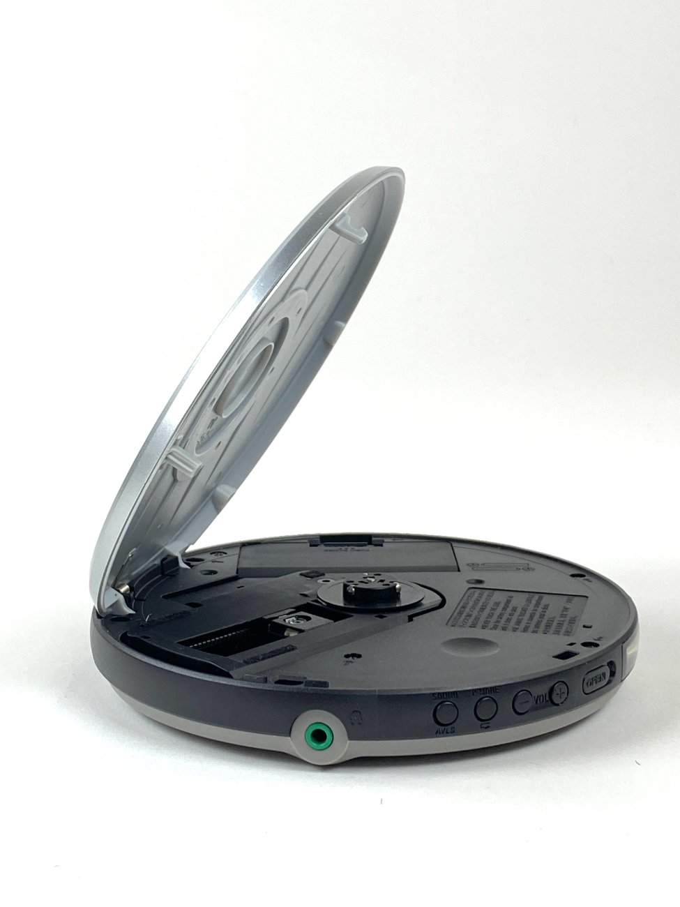 HN1868-kita-technika-5 Sony CD Walkman D-EJ021 nešiojamas CD grotuvas 14x14x2,5 cm