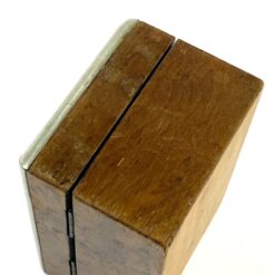 Senovinė medinė dėžutė su Karlsbad Sprudelstein akmeniu 6x8x5 cm