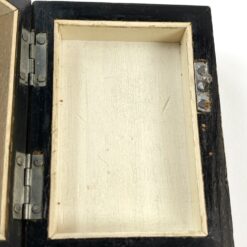 Senovinė medinė dėžutė su Karlsbad Sprudelstein akmeniu 6x8x5 cm