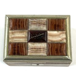 Senovinė medinė dėžutė su Karlsbad Sprudelstein akmeniu 6x8x5 cm