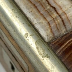 Senovinė medinė dėžutė su Karlsbad Sprudelstein akmeniu 6x8x5 cm