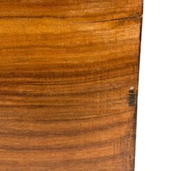 Augalų motyvais drožinėta medinė dėžutė 18×28,5×6,5 cm