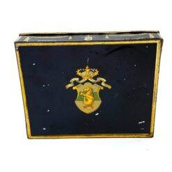 Senovinė skardinė cigarečių dėžutė “Graf Yorck” 12x12x3 cm