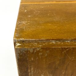 Inkrustuota medinė dėžutė su herbo atvaizdu 19,5x26x12,5 cm