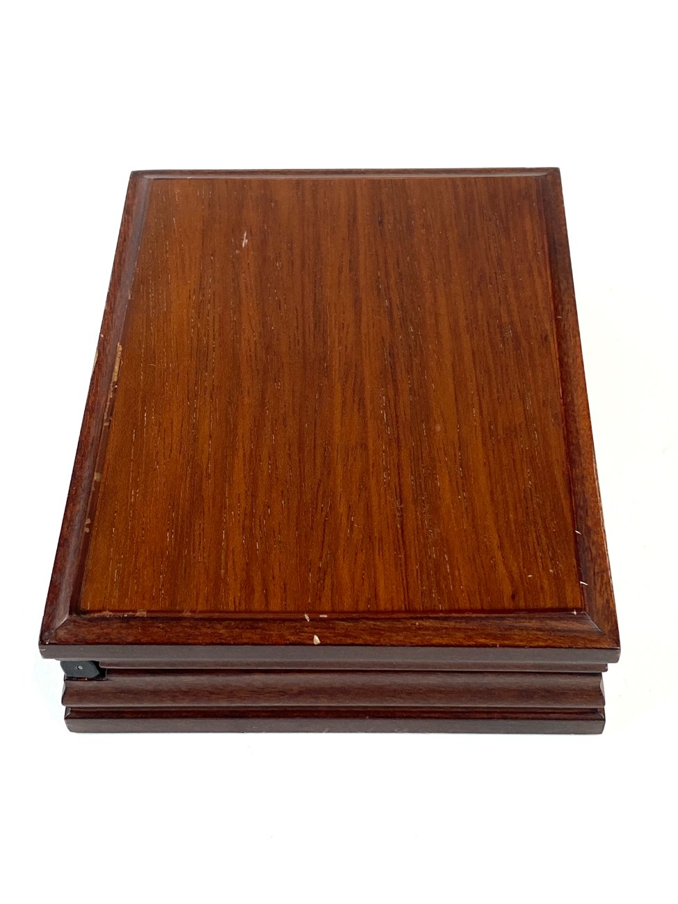 HN1913-dezutes-skryneles-3 Raudonmedžio dėžutė 13,5×17,5×5 cm