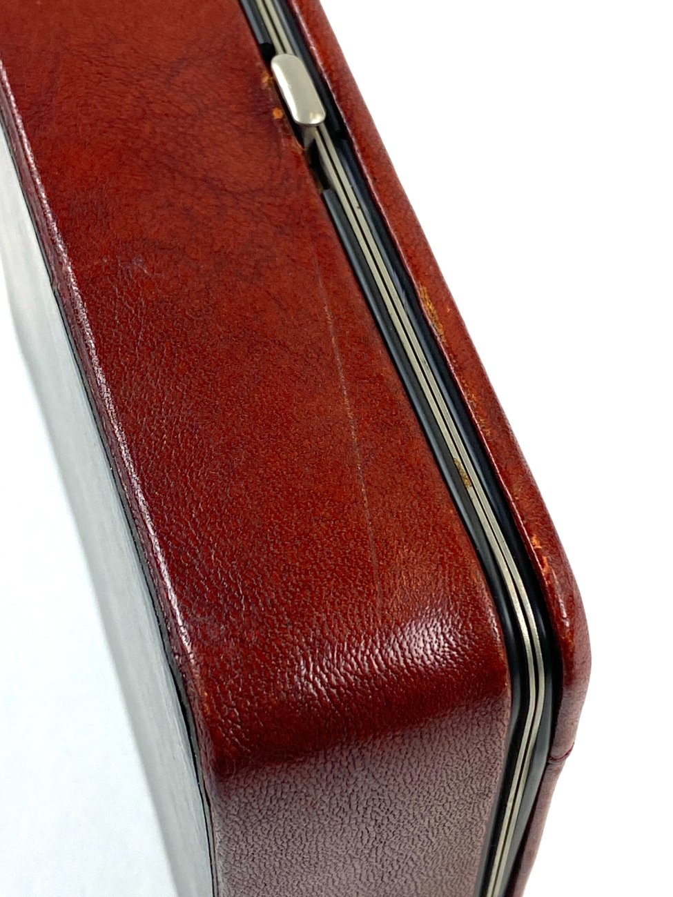 HN1917-kiti-indai-11 Vintažinė eko odos dėžutė 12x14x4 cm